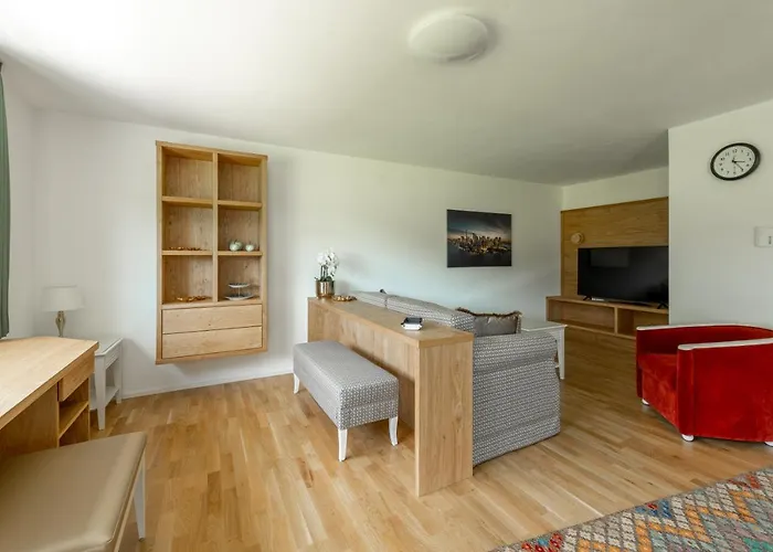 Siegsdorf Suiten 아파트 *