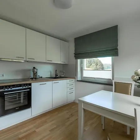 Апартаменты Siegsdorf Suiten Зигсдорф