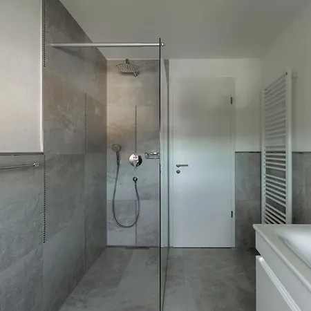 Siegsdorf Suiten Apartamento *